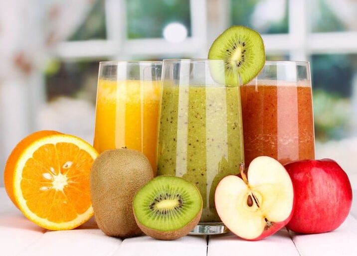 Natural juices for varicose veins in the legs will strengthen blood vessels and reduce the risk of blood clots